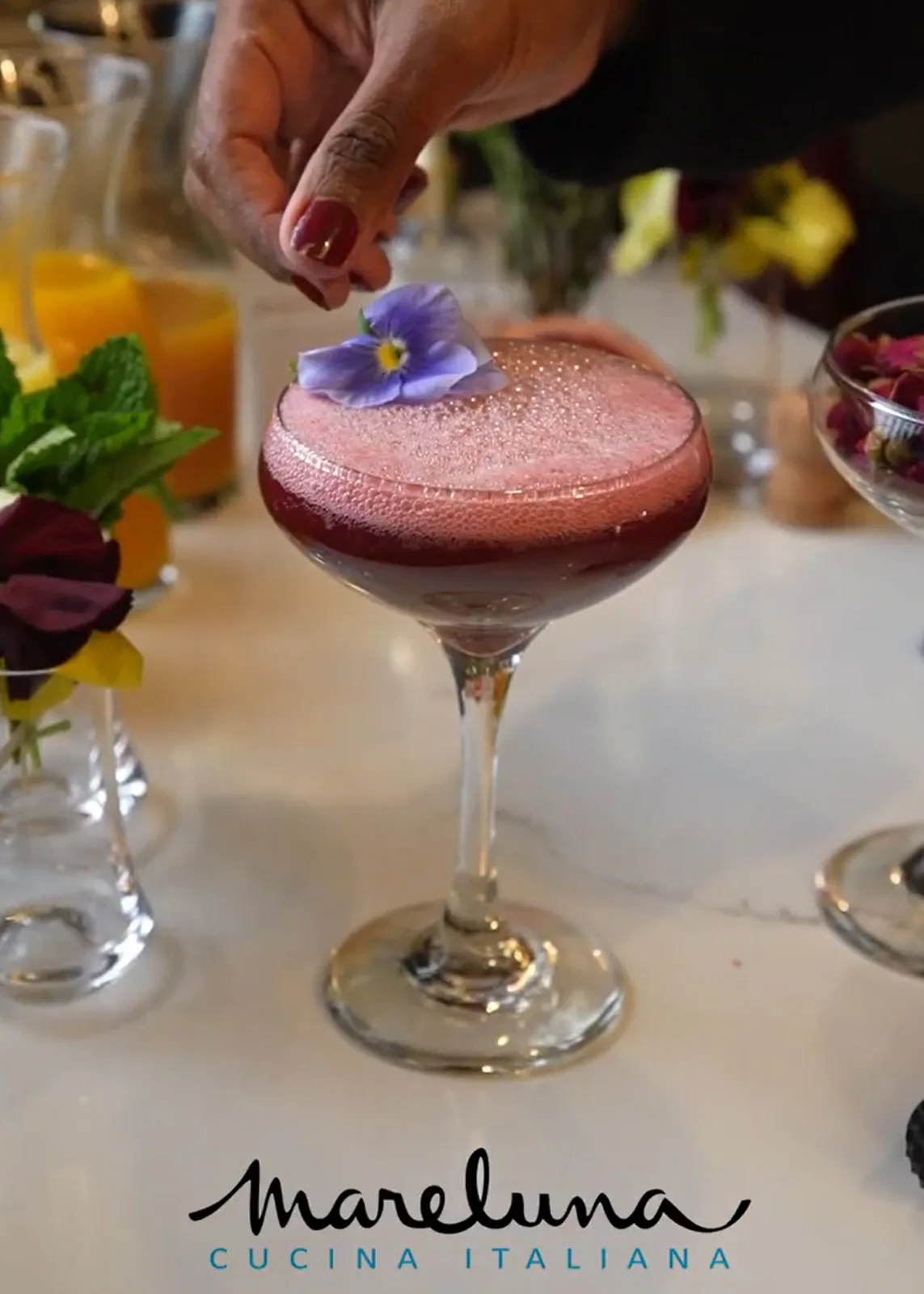 Contenu savoureux pour restaurants — selected frame by Santi Olarte